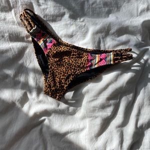 NEW Volcom Cheetah Print Tribal Brazilian Bikini